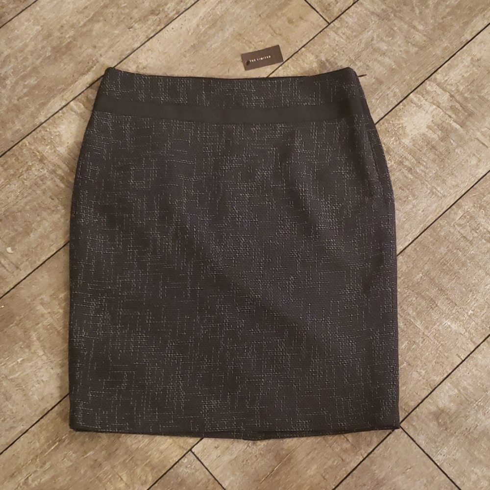 The Limited-Pencil Skirt